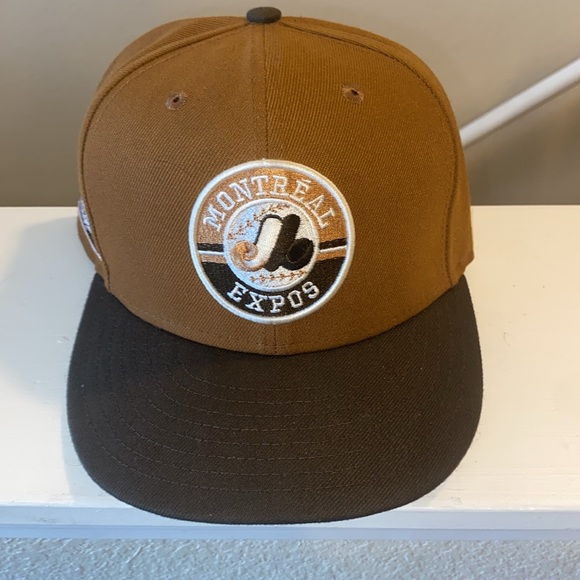 Montreal Expos New Era Fitted Baseball Hat Light Brown brim dark brown 7 1/4 - Picture 5 of 5